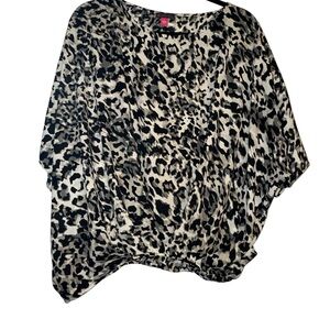 Vince Camuto Black and Gray Animal Print Top NWT